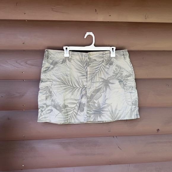 Faded Glory Pants - Faded Glory Cargo Skort Womens 16 Green Palm Print Vintage Y2K Utility Safari